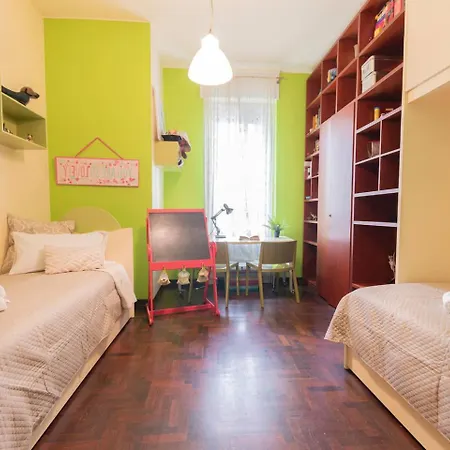 Stayeasy Castello Sforzesco Διαμέρισμα *