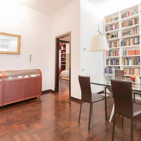 Stayeasy Castello Sforzesco Apartamento Milão